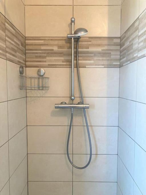 Appartement 87 M2 - 3 Chambres - 6 Personnes - Proche Paris - Parking Gratuit Asnières Exteriör bild